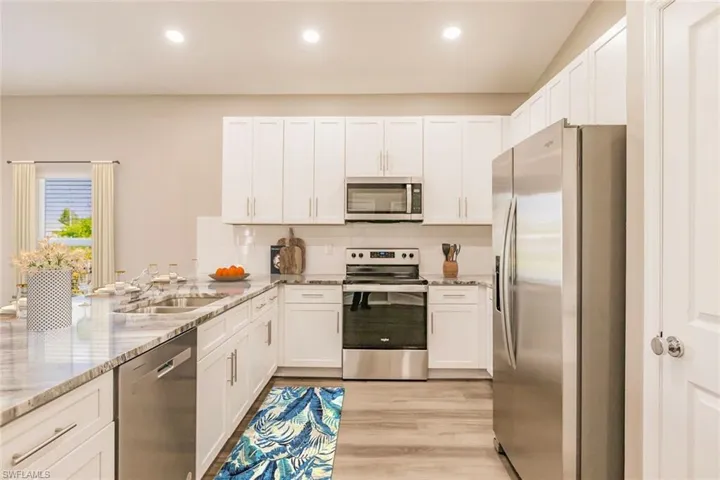 205 Ne 21st Ave, Cape Coral, Florida 33993