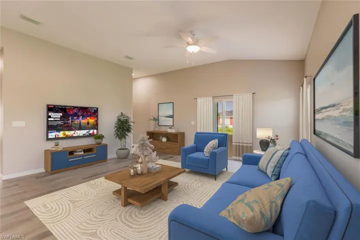 205 Ne 21st Ave, Cape Coral, Florida 33993