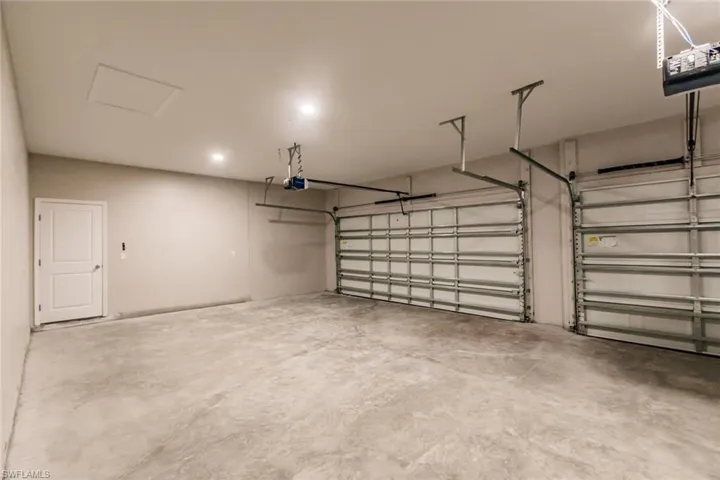 205 Ne 21st Ave, Cape Coral, Florida 33993