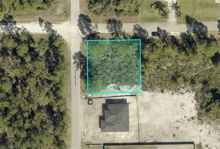 607 18th St, Lehigh Acres, Florida 33972