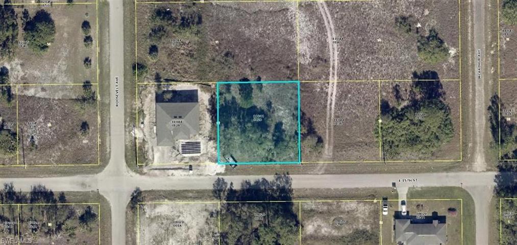2703 E 15th  ST, LEHIGH ACRES, FL 33972