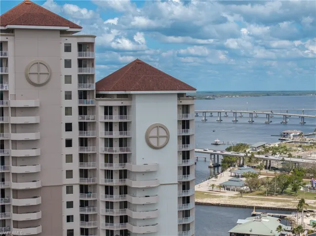 2090 W First St I2409, Fort Myers, Florida 33901