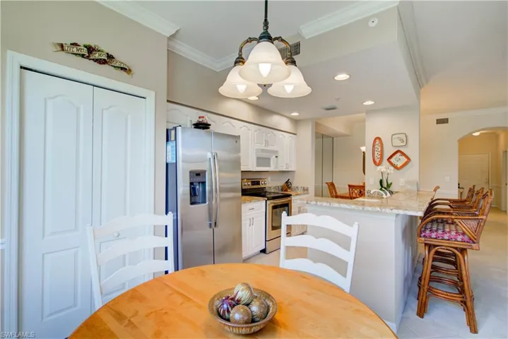 8670 Cedar Hammock Cir 232, Naples, Florida 34112