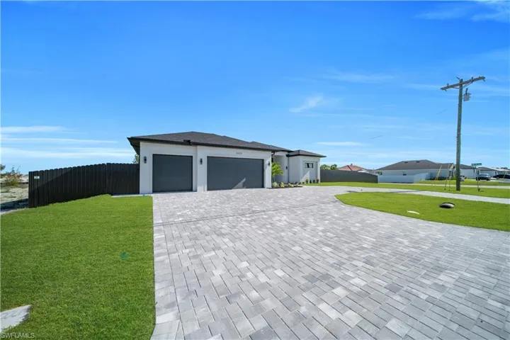 1003 Embers Pkwy W, Cape Coral, Florida 33993