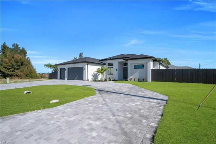 1003 Embers Pkwy W, Cape Coral, Florida 33993