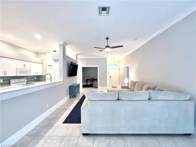 7988  Kilkenny  WAY, Naples, FL 34112