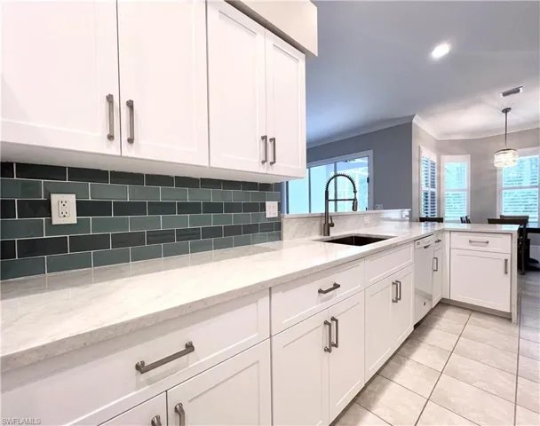 7988  Kilkenny  WAY, Naples, FL 34112