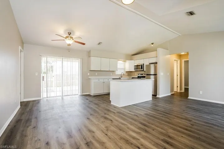 706 Sw 11th St, Cape Coral, Florida 33991
