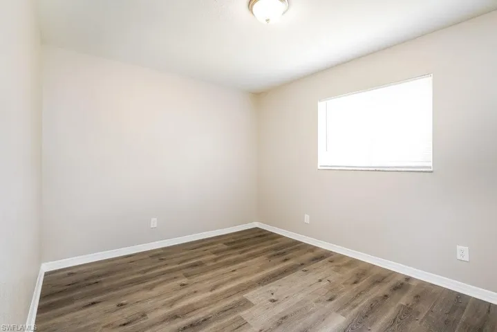 706 Sw 11th St, Cape Coral, Florida 33991