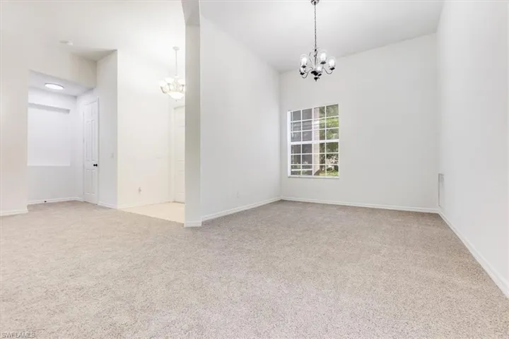Flexible area: craft, office, dining...you decide