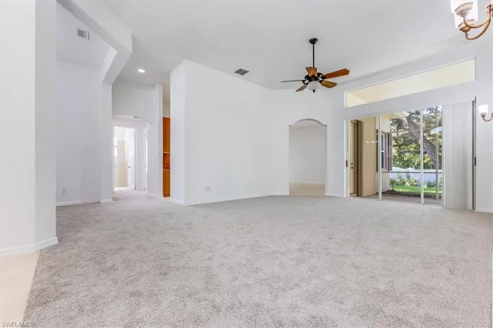 Living room - triple slider out to screened lanai