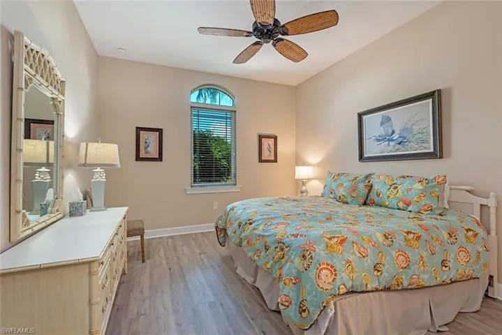 Guest bedroom