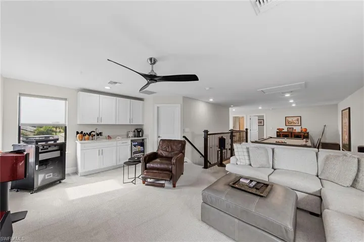 9607 Everglades Dr, Naples, Florida 34120