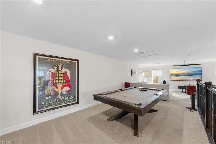 9607 Everglades Dr, Naples, Florida 34120