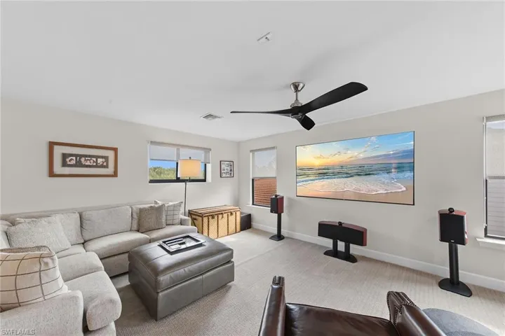 9607 Everglades Dr, Naples, Florida 34120