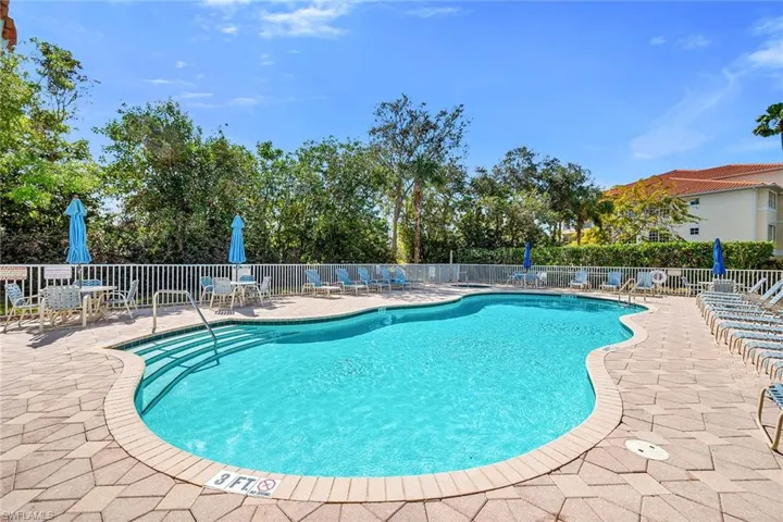 4843  Hampshire  CT, Naples, FL 34112
