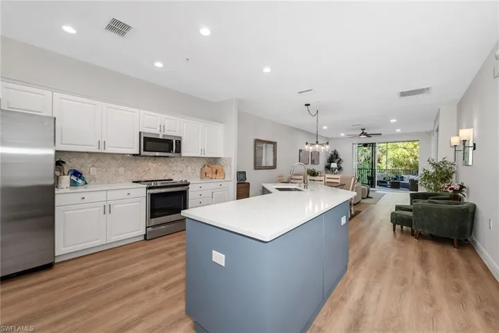 4843  Hampshire  CT, Naples, FL 34112