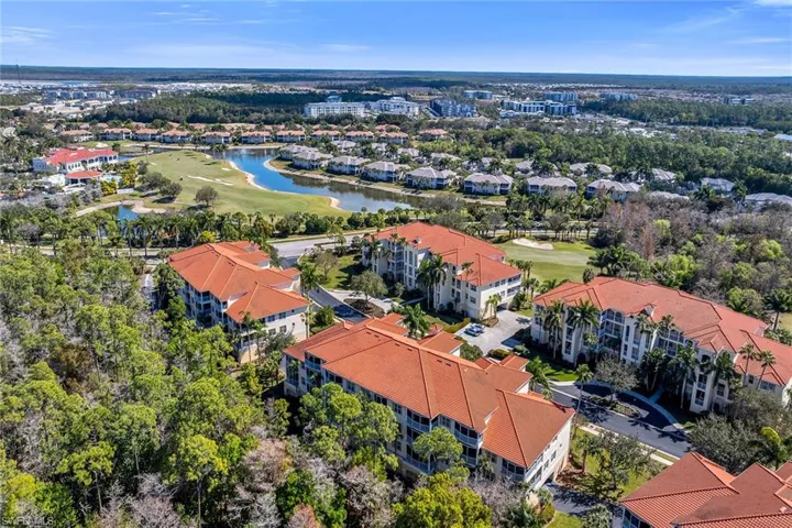 4843  Hampshire  CT, Naples, FL 34112