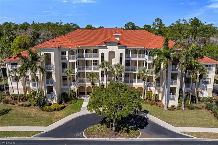 4843  Hampshire  CT, Naples, FL 34112