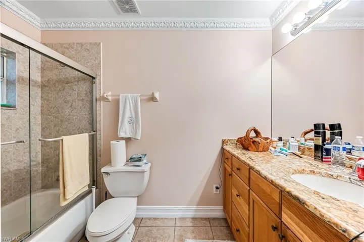 724 Pine Cone Ln, Naples Fl 34104