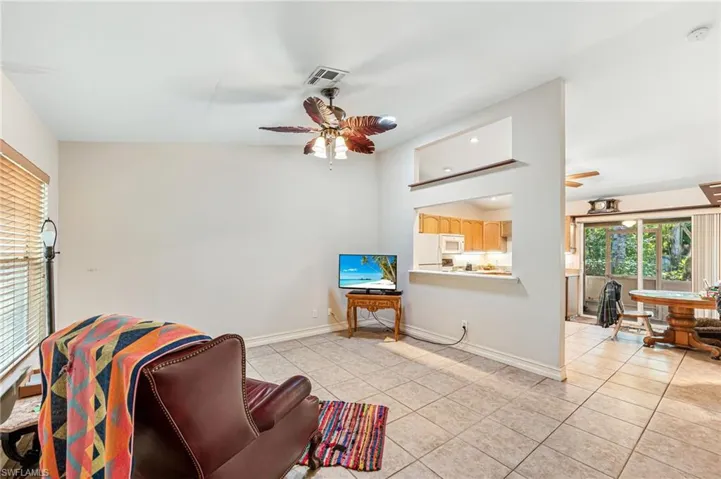 724 Pine Cone Ln, Naples Fl 34104