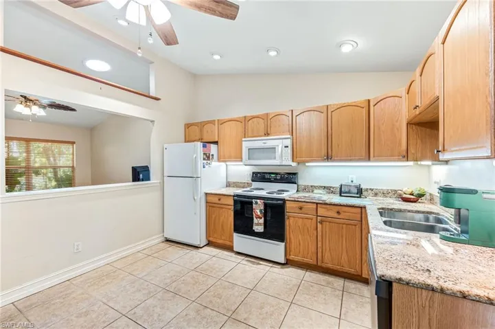 724 Pine Cone Ln, Naples Fl 34104