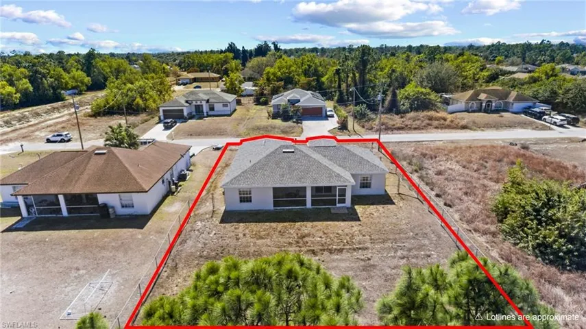3704  33rd SW ST, Lehigh Acres, FL 33976