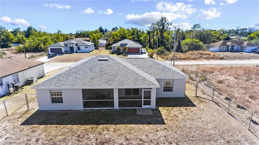 3704  33rd SW ST, Lehigh Acres, FL 33976