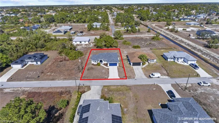 3704  33rd SW ST, Lehigh Acres, FL 33976