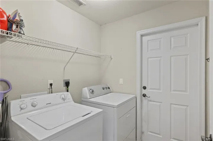 3704  33rd SW ST, Lehigh Acres, FL 33976