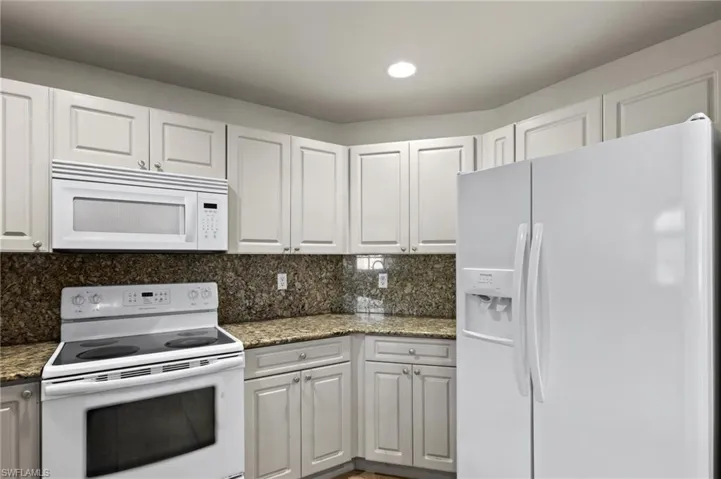 3704  33rd SW ST, Lehigh Acres, FL 33976
