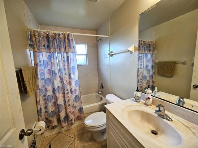 #2 Hall Bathroom