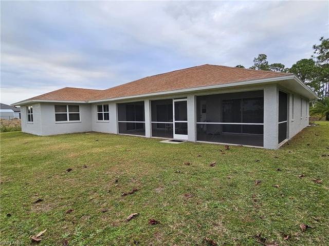 370  glenridge  DR, Lehigh Acres, FL 33974