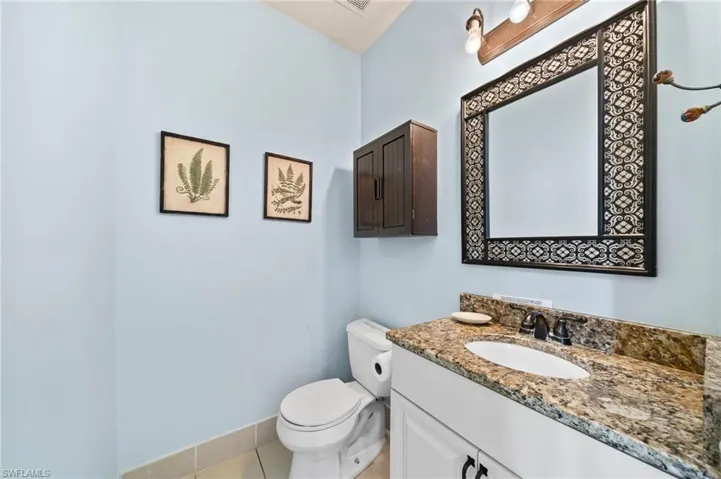 duplex 1 half bath