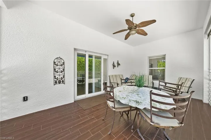 duplex one lanai