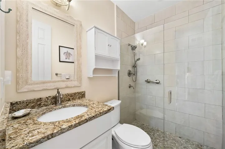 master bathroom duplex 2