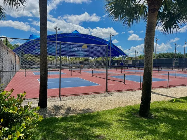 Naples Pickle Ball Center & East Naples Park 3 miles away!