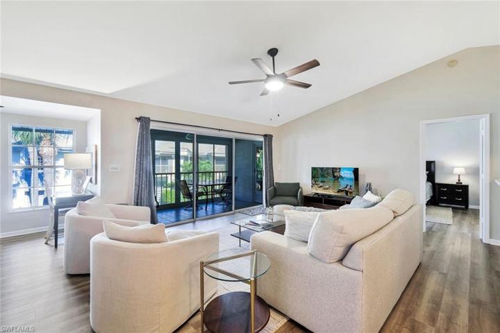 Notice the vaulted ceilings!