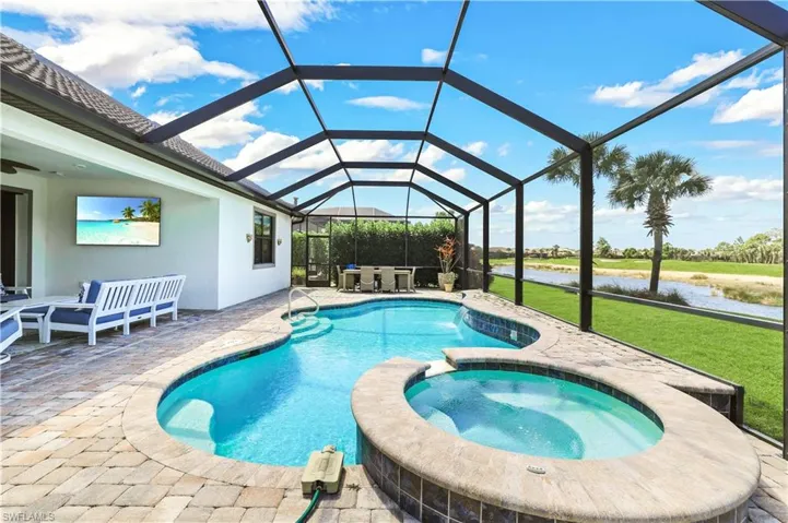 9373 Surfbird Ct, Naples, Florida 34120