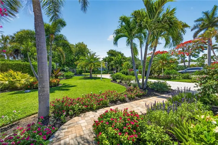 738 Anchor Dr, Sanibel, Florida 33957