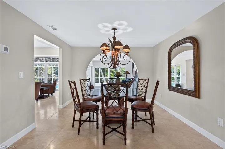 738  Anchor  DR, Sanibel, FL 33957