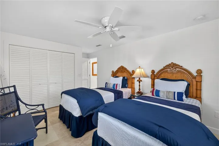 738  Anchor  DR, Sanibel, FL 33957