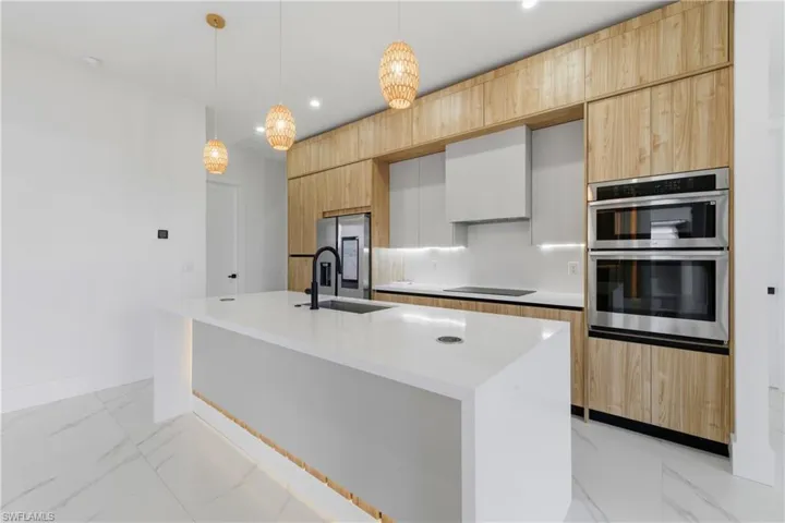 1031 Sw 1st Ter, Cape Coral, Florida 33991