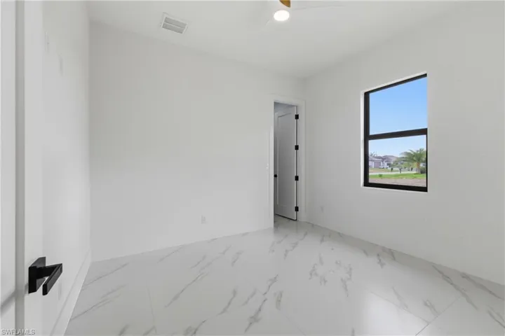 1031 Sw 1st Ter, Cape Coral, Florida 33991