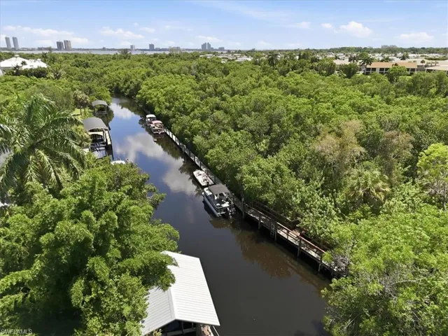 5702 Foxlake Dr 4, North Fort Myers, Florida 33917