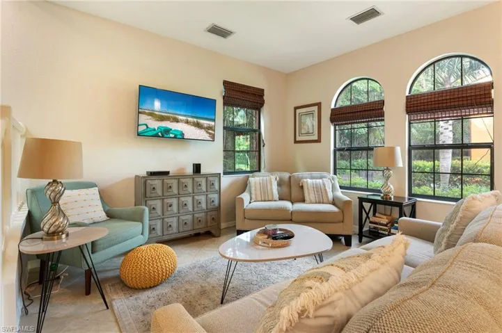 9066 Albion Ln N 5106, Naples, Florida 34113