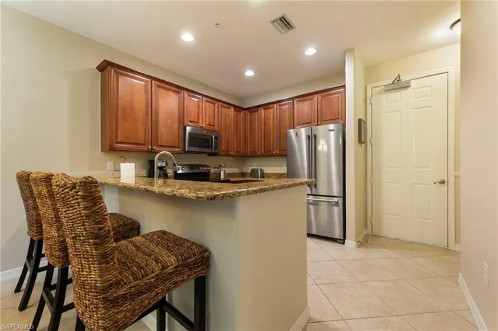 9066 Albion Ln N 5106, Naples, Florida 34113