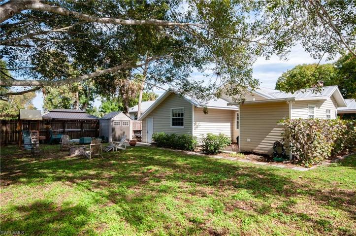 27748  Pullen  AVE, Bonita Springs, FL 34135