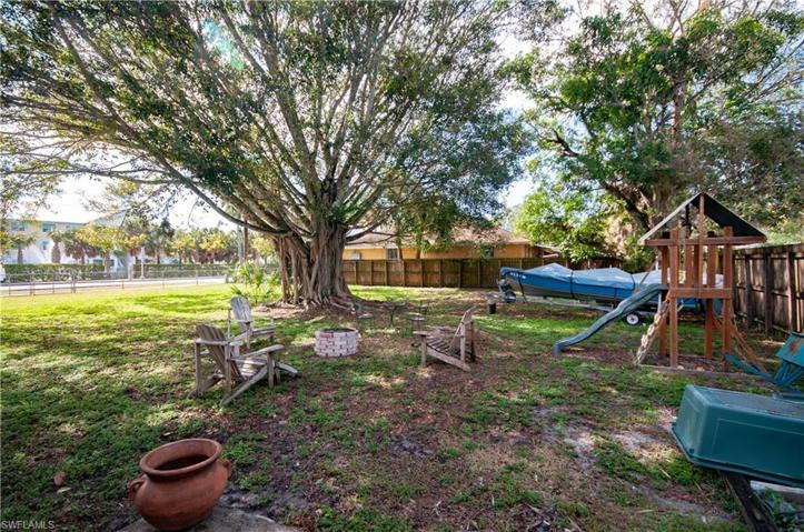 27748  Pullen  AVE, Bonita Springs, FL 34135