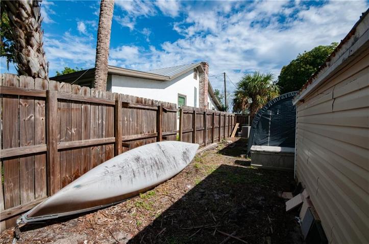 27748  Pullen  AVE, Bonita Springs, FL 34135